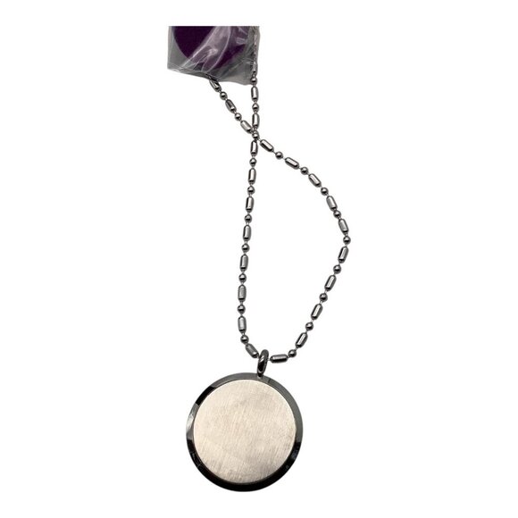 Aromatherapy Essential Oil Diffuser Locket Necklace 6 Color Felt Pads - Picture 8 of 9